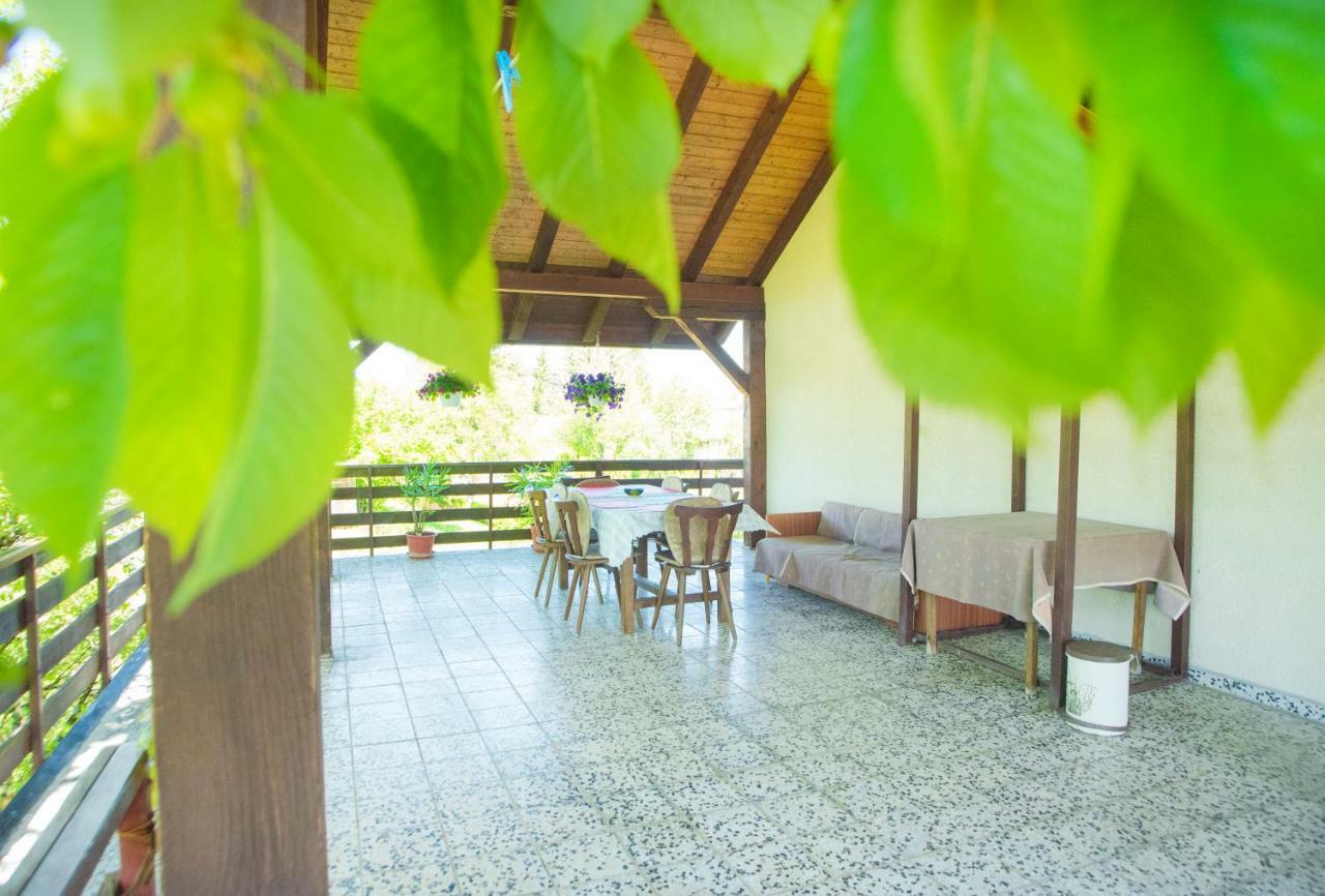 Ferienwohnung Cherry House Slunj Exterior foto
