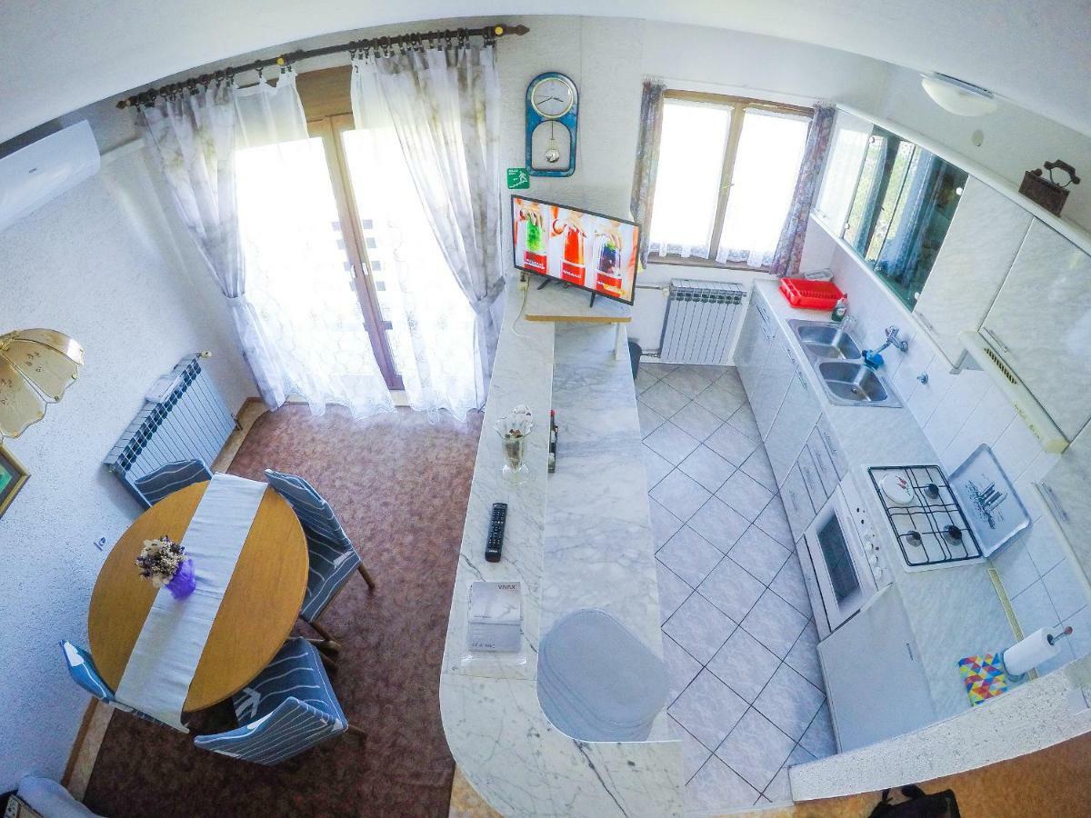 Ferienwohnung Cherry House Slunj Exterior foto