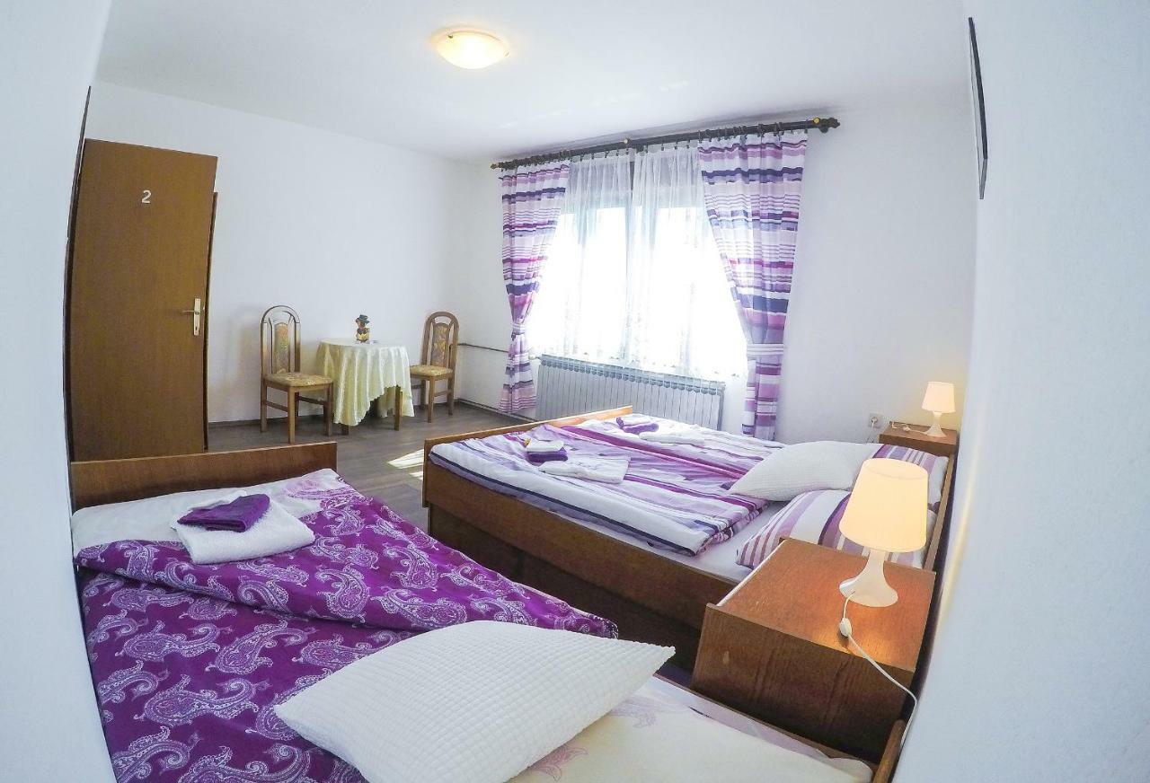 Ferienwohnung Cherry House Slunj Exterior foto