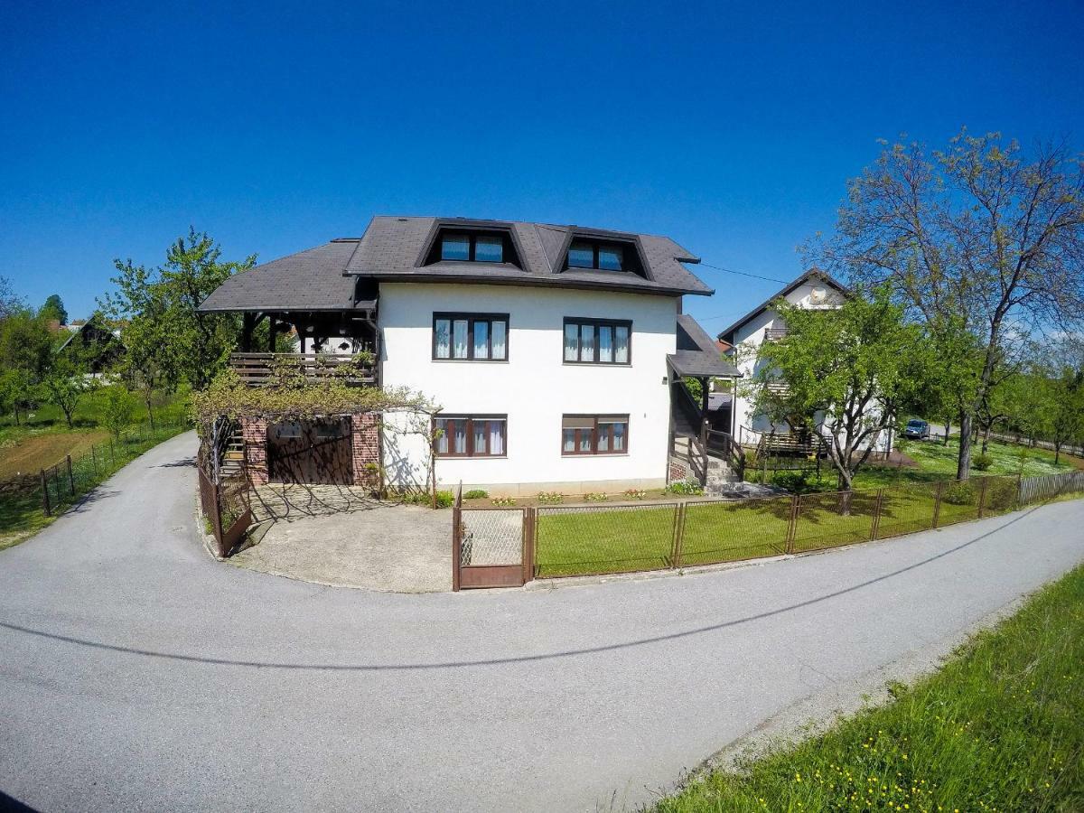 Ferienwohnung Cherry House Slunj Exterior foto